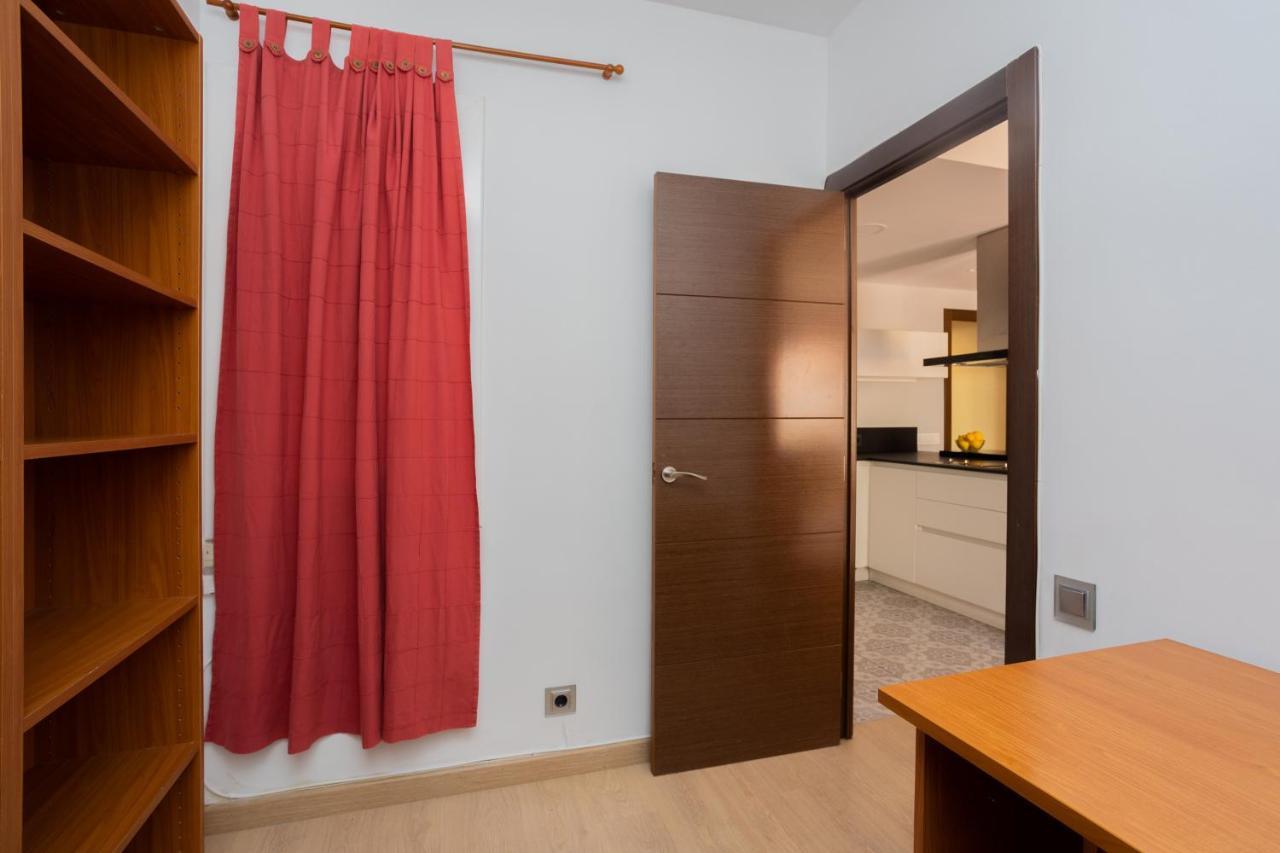 Sunny Beachside Haven 2 Bd In The Marina District * Barcelona