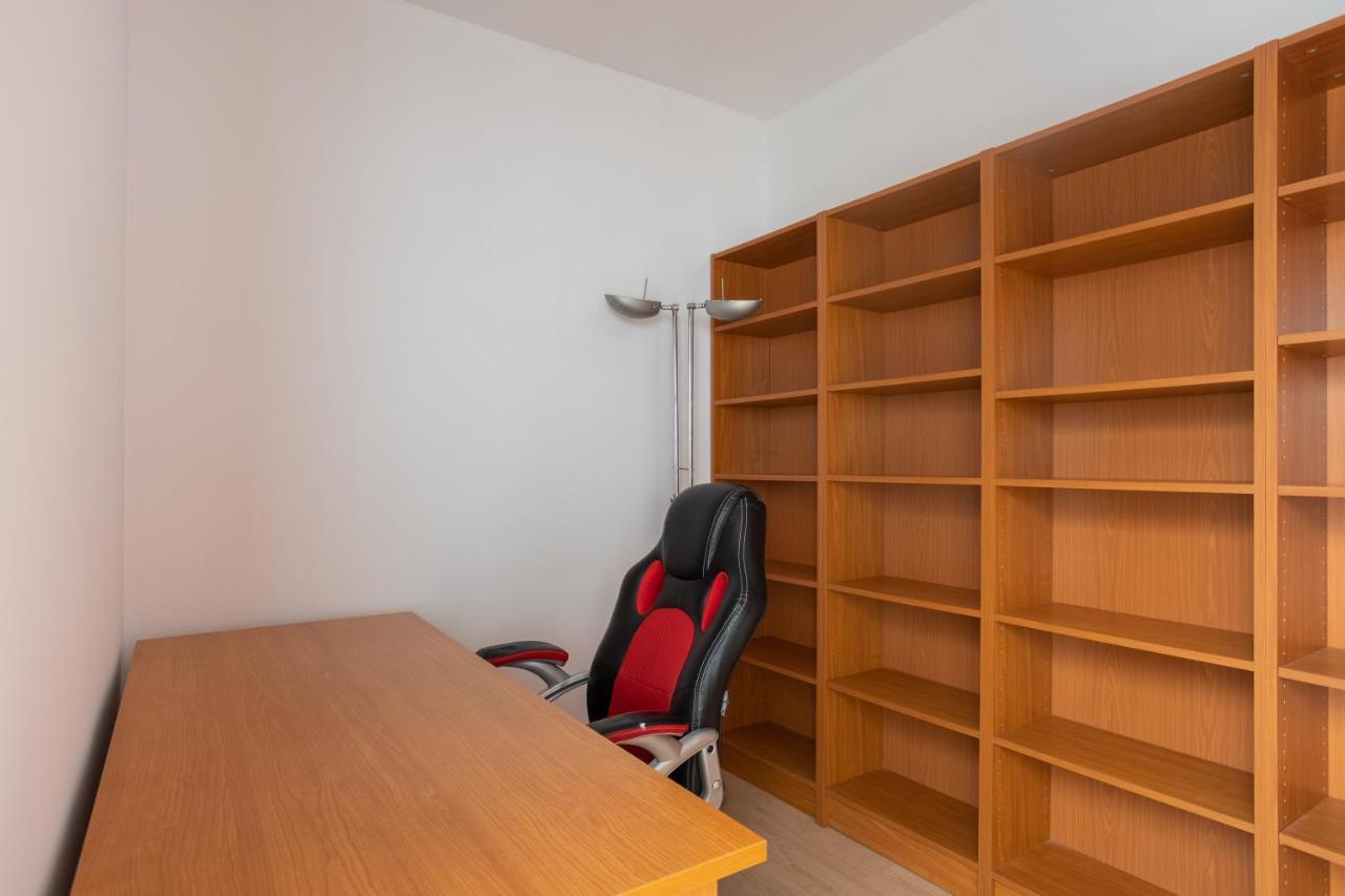 Sunny Beachside Haven 2 Bd In The Marina District * Barcelona