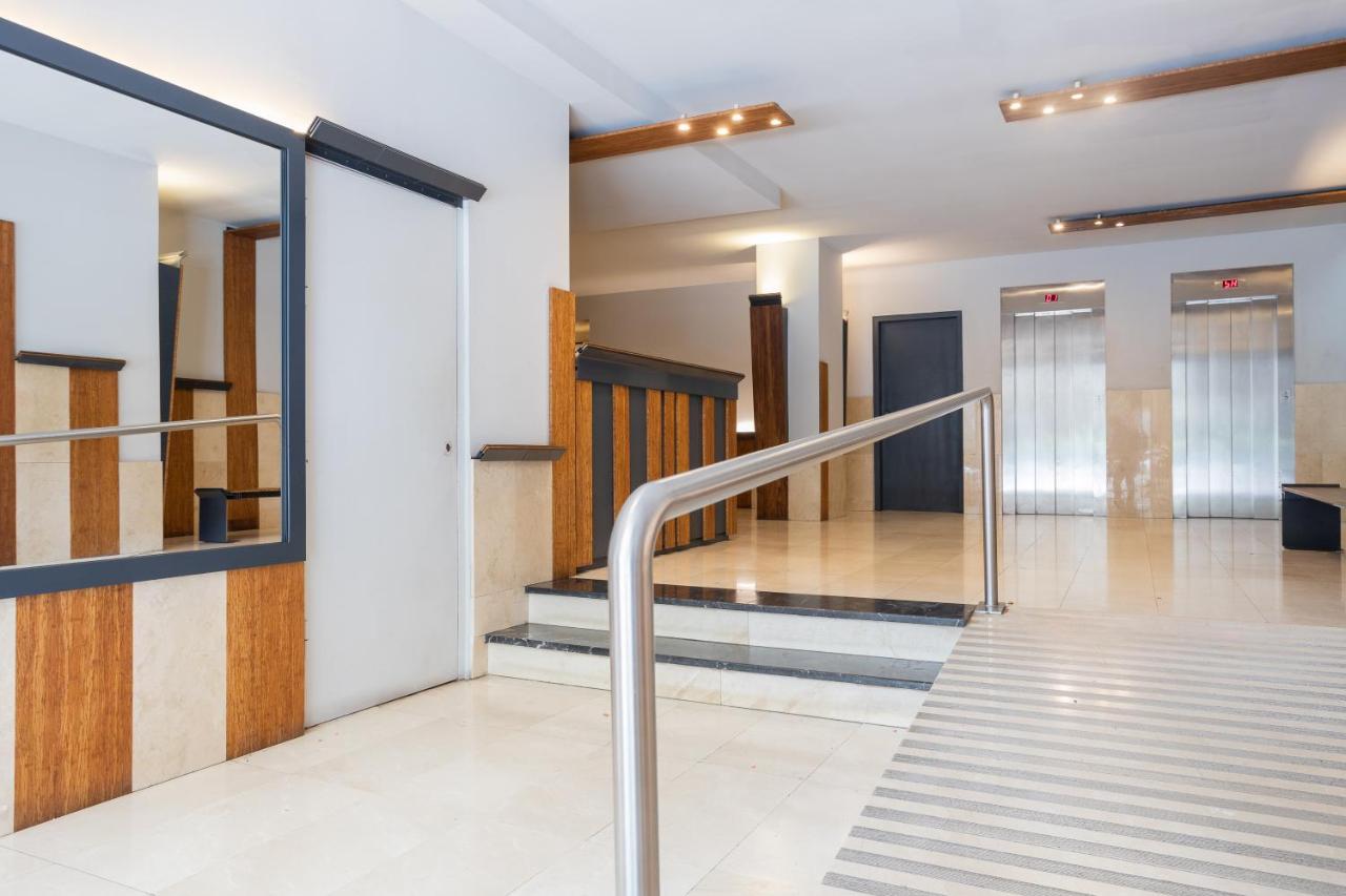 Sunny Beachside Haven 2 Bd In The Marina District * Barcelona