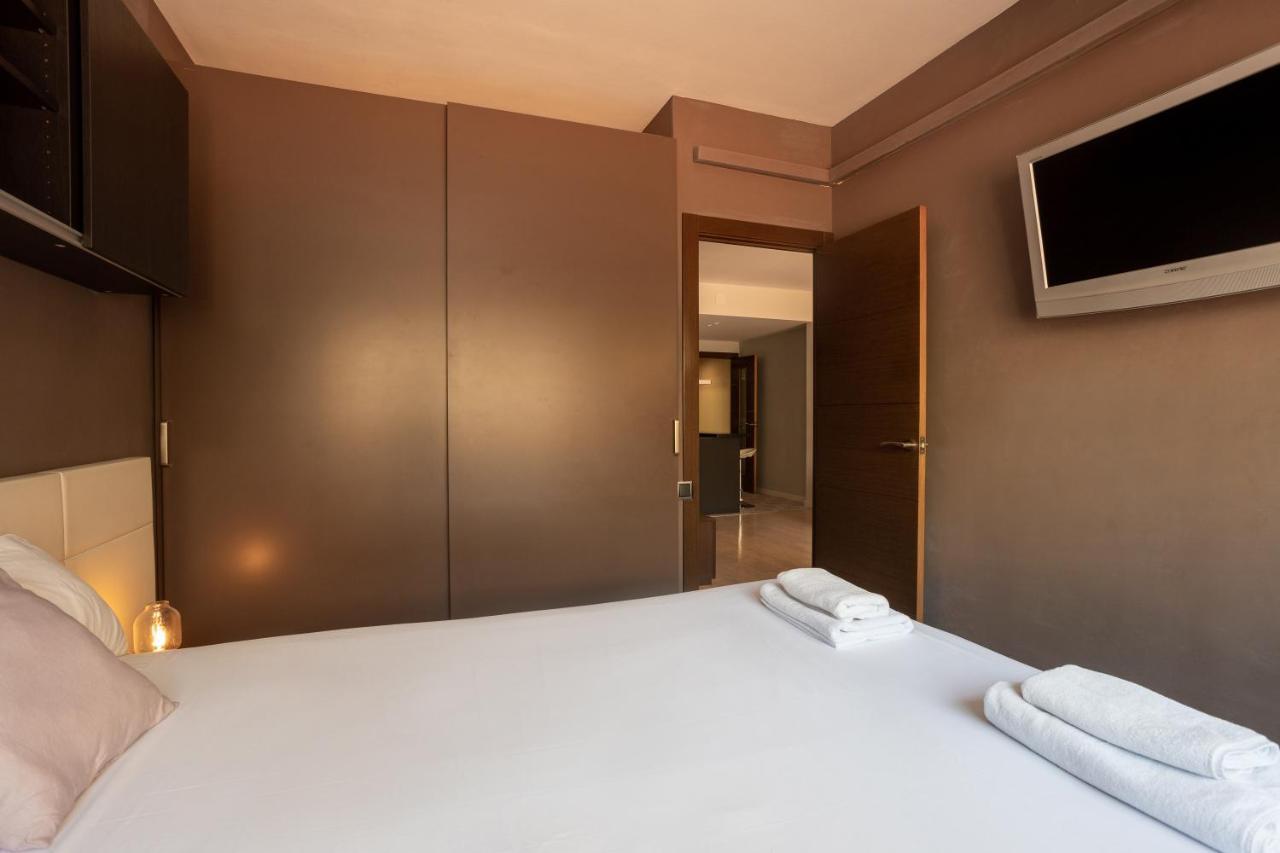 Sunny Beachside Haven 2 Bd In The Marina District * Barcelona