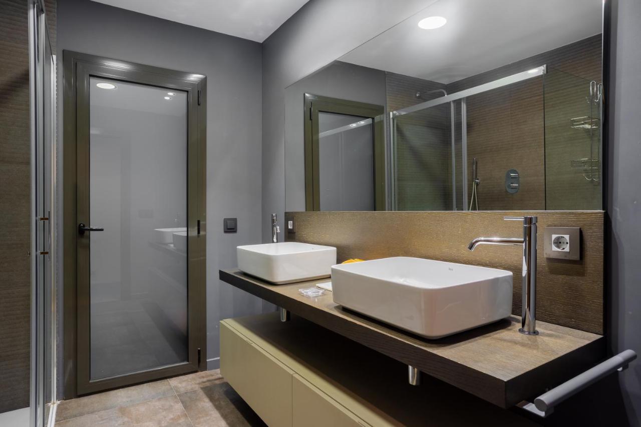 Sunny Beachside Haven 2 Bd In The Marina District Apartment